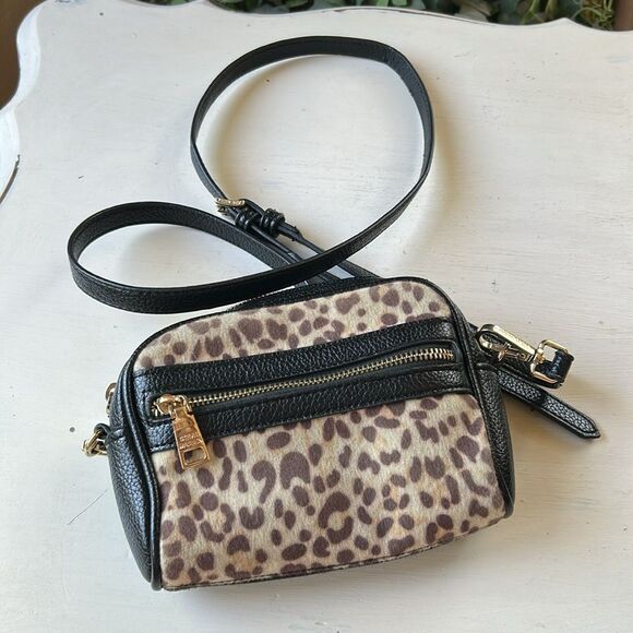 Steve Madden Leopard Print Small Crossbody Bag - Picture 7 of 13